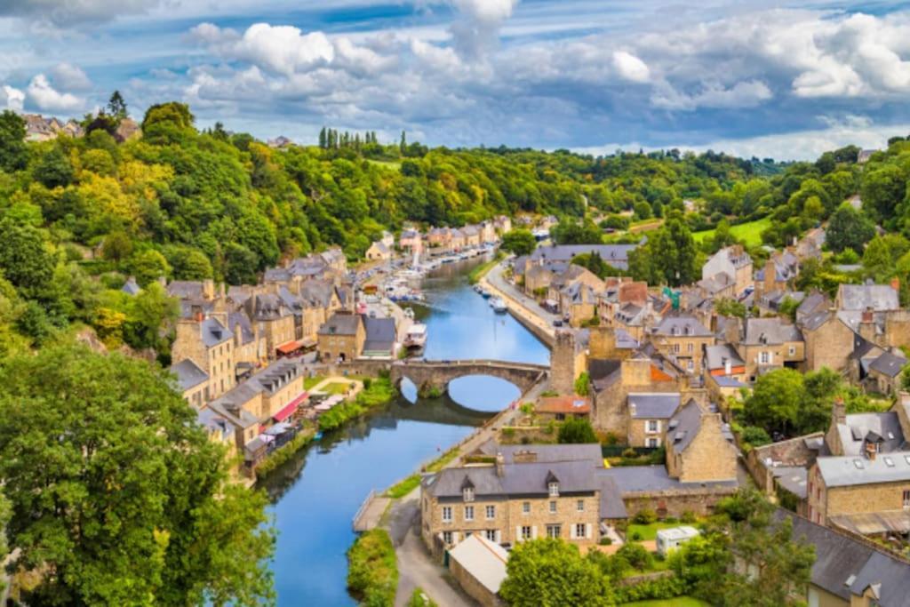 Maison Proche Du Port De Dinan Holiday home